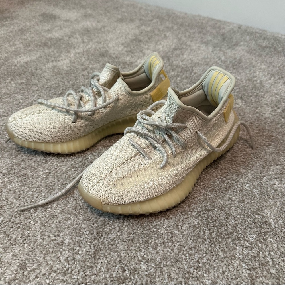 Adidas Yeezy Boost 350 V2 “Light” - Men’s 6 / Women’s 7.5 - Picture 3 of 8